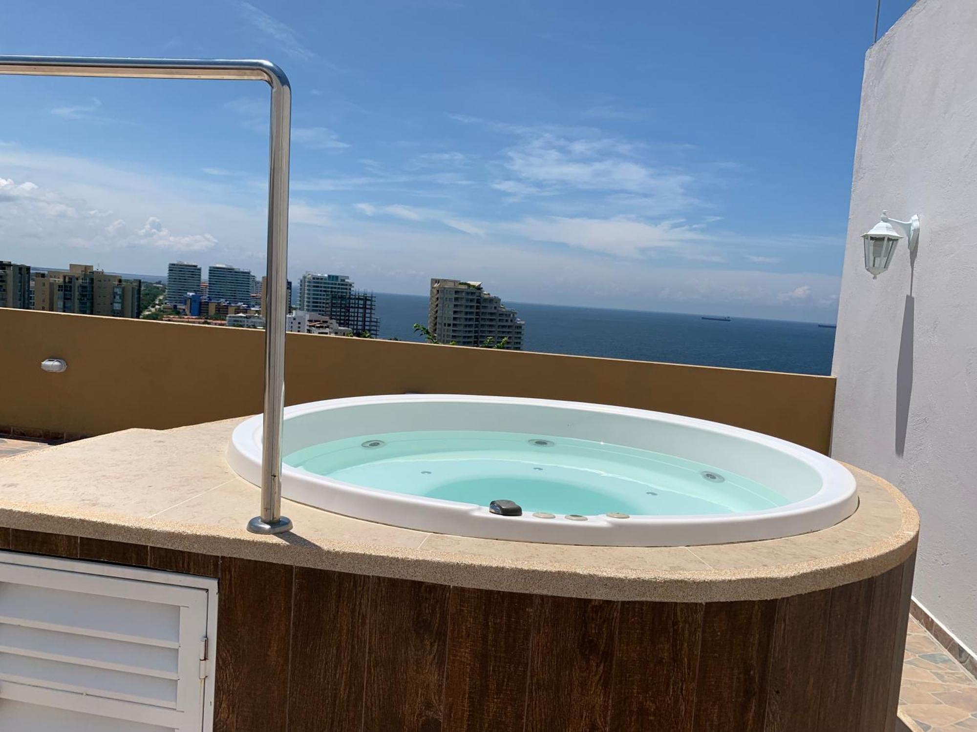 Apto Con Alucinante Vista Al Mar En Horizonte
